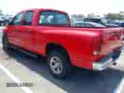 2005 Dodge 1500 SLT z VIN 1D7HA18N65J530793, wystawiony jako IAAI lot #42596054 z przebiegiem 217 930 mil mil oraz . Historia ofert i sprzedaży dostępna na DreamBid. Obrazek 3.