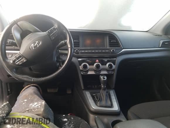 2020 Hyundai Elantra Value Edition with VIN KMHD84LF1LU946599, listed as a Copart auction lot 88288445 with 58,906 mi miles and Salvage title. Bid and sale history available at DreamBid. Image 8.