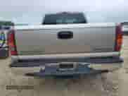 1999 Chevrolet Silverado 1500 LS z VIN 2GCEC19T0X1213660, wystawiony jako Copart lot #65204135 z przebiegiem 219 753 mil mil oraz Szkoda całkowita • Salvage title. Historia ofert i sprzedaży dostępna na DreamBid. Obrazek 6.