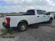 2018 Ford F-250 XL z VIN 1FT7W2A67JEC45748, wystawiony jako Copart lot #54447895 z przebiegiem 189 511 mil mil oraz Czysty tytuł • Clean title. Historia ofert i sprzedaży dostępna na DreamBid. Obrazek 3.