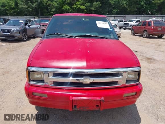 1996 Chevrolet S-10 с VIN 1GCCS1444T8226848, выставлен на аукционе IAAI как лот 42576147 с пробегом 96 426 миль миль и . История ставок и продаж доступна на DreamBid. Изображение 6.