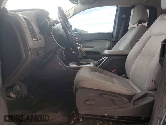 2015 Chevrolet Colorado 2WD LT z VIN 1GCHSBEA0F1180657, wystawiony jako Copart lot #58523105 z przebiegiem 139 595 mil mil oraz Szkoda całkowita • Salvage title. Historia ofert i sprzedaży dostępna na DreamBid. Obrazek 7.