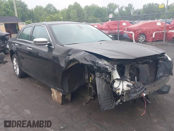 2017 Chrysler 300 C с VIN 2C3CCAKG3HH607686, выставлен на аукционе IAAI как лот 42357379 с пробегом 91 694 миль миль и . История ставок и продаж доступна на DreamBid. Изображение 1.