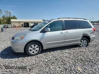 2004 Toyota Sienna XLE z VIN 5TDZA22C54S116773, wystawiony jako Copart lot #81171155 z przebiegiem 232 127 mil mil oraz Szkoda całkowita • Salvage title. Historia ofert i sprzedaży dostępna na DreamBid. Obrazek 1.