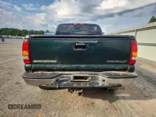 2002 Chevrolet Silverado 1500 LS z VIN 1GCEK19T72E194891, wystawiony jako Copart lot #81889125 z przebiegiem 262 356 mil mil oraz Szkoda całkowita • Salvage title. Historia ofert i sprzedaży dostępna na DreamBid. Obrazek 6.