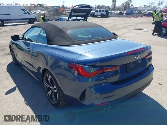 2022 BMW 4 Series 430i z VIN WBA23AT07NCK11605, wystawiony jako IAAI lot #41701746 z przebiegiem 22 919 mil mil oraz . Historia ofert i sprzedaży dostępna na DreamBid. Obrazek 3.