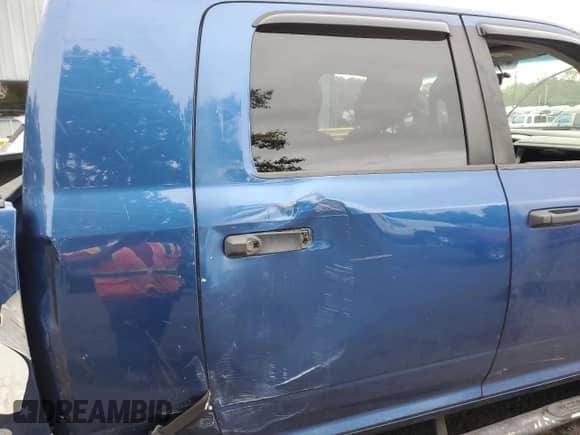 2010 Dodge 3500 Laramie with VIN 3D73Y3HL5AG177538, listed as a Copart auction lot 68644374 with 231,055 mi miles and Salvage title. Bid and sale history available at DreamBid. Image 11.