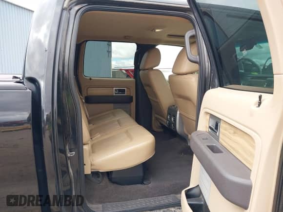 2011 Ford F-150 Lariat с VIN 1FTFW1CT6BFB42549, выставлен на аукционе IAAI как лот 43276573 с пробегом 205 031 миль миль и . История ставок и продаж доступна на DreamBid. Изображение 8.