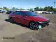 2025 Hyundai Elantra SEL Sport z VIN KMHLM4DG3SU876617, wystawiony jako Copart lot #58748305 z przebiegiem 1 023 mil mil oraz Szkoda całkowita • Salvage title. Historia ofert i sprzedaży dostępna na DreamBid. Obrazek 4.