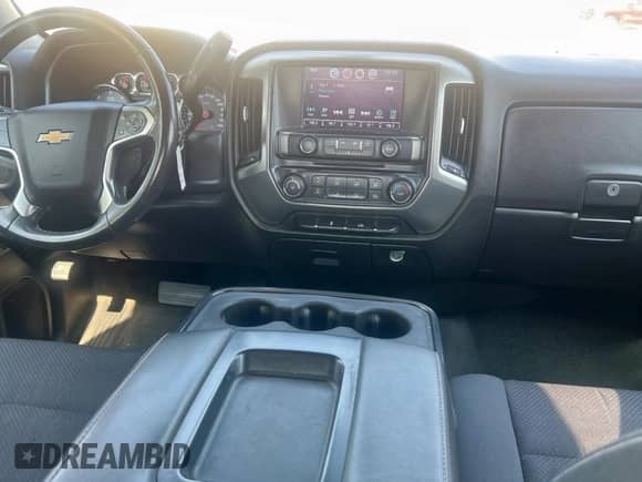 2019 Chevrolet Silverado 1500 LT с VIN 2GCRCPEC3K1163680, выставлен на аукционе Copart как лот 67936475 с пробегом 139 881 миль миль и Чистый • Clean title. История ставок и продаж доступна на DreamBid. Изображение 9.