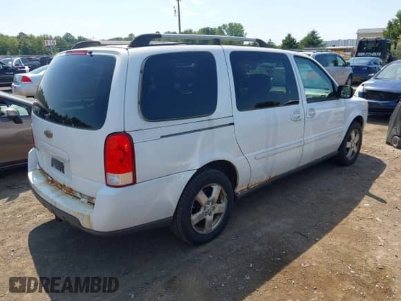 2008 Chevrolet Uplander 1LT с VIN 1GNDV33158D173470, выставлен на аукционе IAAI как лот 42854659 с пробегом 96 112 миль миль и . История ставок и продаж доступна на DreamBid. Изображение 4.