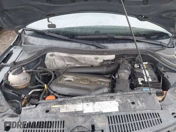 2016 Volkswagen Tiguan SEL с VIN WVGBV7AX9GW550315, выставлен на аукционе IAAI как лот 43004861 с пробегом 136 643 миль миль и . История ставок и продаж доступна на DreamBid. Изображение 10.