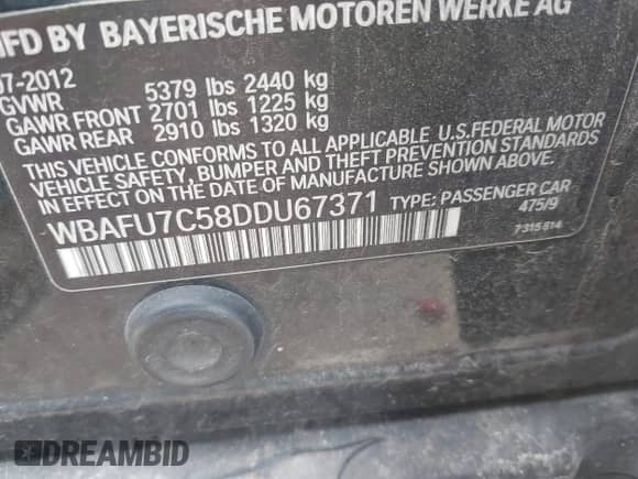 2013 BMW 5 Series 535i xDrive с VIN WBAFU7C58DDU67371, выставлен на аукционе IAAI как лот 42747753 с пробегом 137 150 миль миль и . История ставок и продаж доступна на DreamBid. Изображение 9.