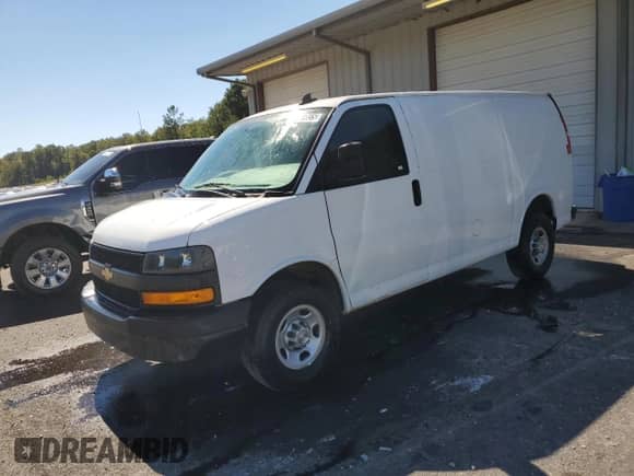 2021 Chevrolet Express Cargo with VIN 1GCWGAFP4M1162794, listed as a Copart auction lot 85387855 with 203,804 mi miles and Clean title. Bid and sale history available at DreamBid. Image 1.
