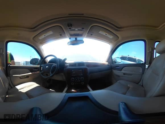 2013 Chevrolet Avalanche LTZ z VIN 3GNTKGE73DG293245, wystawiony jako IAAI lot #42721486 z przebiegiem 194 989 mil mil oraz . Historia ofert i sprzedaży dostępna na DreamBid. Obrazek 20.