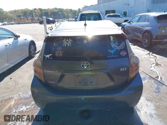 2013 Toyota Prius Two z VIN JTDKDTB33D1549228, wystawiony jako IAAI lot #43486293 z przebiegiem 206 088 mil mil oraz . Historia ofert i sprzedaży dostępna na DreamBid. Obrazek 16.