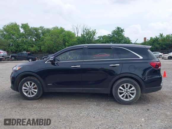 2019 Kia Sorento LX с VIN 5XYPGDA38KG566219, выставлен на аукционе IAAI как лот 42434504 с пробегом 107 522 миль миль и . История ставок и продаж доступна на DreamBid. Изображение 14.
