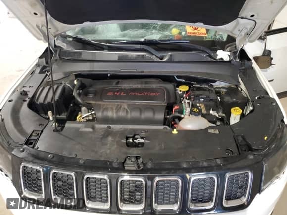 2018 Jeep Compass Latitude with VIN 3C4NJDBB9JT492251, listed as a Copart auction lot 63692595 with 82,820 mi miles and Salvage title. Bid and sale history available at DreamBid. Image 12.