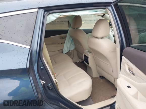 2016 Nissan Murano Platinum z VIN 5N1AZ2MH2GN171833, wystawiony jako IAAI lot #41899964 z przebiegiem 37 786 mil mil oraz . Historia ofert i sprzedaży dostępna na DreamBid. Obrazek 8.