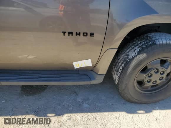 2011 Chevrolet Tahoe с VIN 1GNSKDFJ2BR259279, выставлен на аукционе Copart как лот 41371235 с пробегом 182 212 миль миль и Списание • Salvage title. История ставок и продаж доступна на DreamBid. Изображение 13.