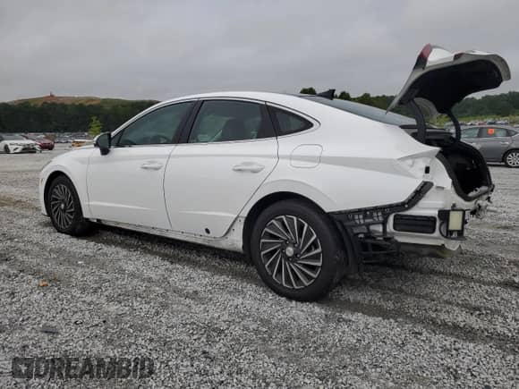 2023 Hyundai Sonata Limited с VIN KMHL54JJ6PA076450, выставлен на аукционе Copart как лот 67558685 с пробегом 21 062 миль миль и Списание • Salvage title. История ставок и продаж доступна на DreamBid. Изображение 2.