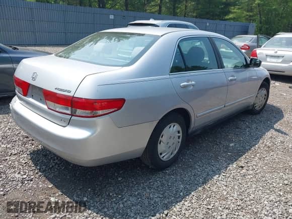 2003 Honda Accord LX with VIN 1HGCM56413A100830, listed as a IAAI auction lot 42439294 with 119,204 mi miles and . Bid and sale history available at DreamBid. Image 4.