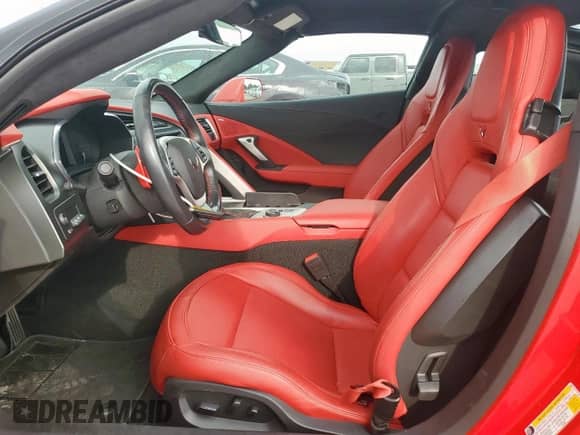 2019 Chevrolet Corvette 3LT с VIN 1G1YF2D79K5112069, выставлен на аукционе Copart как лот 63706535 с пробегом 9 169 миль миль и Списание • Salvage title. История ставок и продаж доступна на DreamBid. Изображение 7.