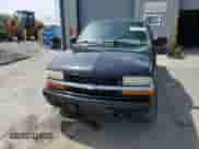 2004 Chevrolet S-10 LS z VIN 1GCDT13X84K146700, wystawiony jako Copart lot #57157835 z przebiegiem 164 393 mil mil oraz Szkoda całkowita • Salvage title. Historia ofert i sprzedaży dostępna na DreamBid. Obrazek 5.
