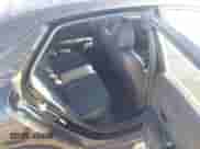 2025 Hyundai Elantra N Line z VIN KMHLR4DF8SU936559, wystawiony jako IAAI lot #43089082 z przebiegiem 9 408 mil mil oraz . Historia ofert i sprzedaży dostępna na DreamBid. Obrazek 8.