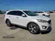 2018 Kia Sorento EX z VIN 5XYPHDA11JG357947, wystawiony jako Copart lot #61358905 z przebiegiem 126 749 mil mil oraz Czysty tytuł • Clean title. Historia ofert i sprzedaży dostępna na DreamBid. Obrazek 4.