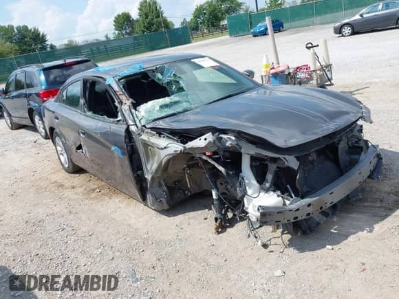 2022 Dodge Charger SXT z VIN 2C3CDXBG1NH255428, wystawiony jako IAAI lot #42969176 z przebiegiem 50 406 mil mil oraz . Historia ofert i sprzedaży dostępna na DreamBid. Obrazek 1.