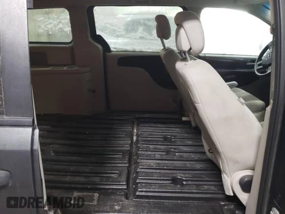2011 Dodge Caravan with VIN 2D4JN1AG8BR722478, listed as a Copart auction lot 89121995 with 147,995 mi miles and Salvage title. Bid and sale history available at DreamBid. Image 10.