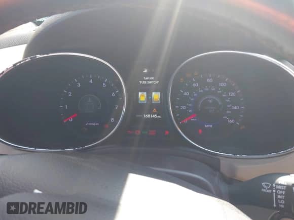 2014 Hyundai Santa Fe с VIN 5XYZUDLA9EG221654, выставлен на аукционе IAAI как лот 42605293 с пробегом 168 145 миль миль и . История ставок и продаж доступна на DreamBid. Изображение 7.