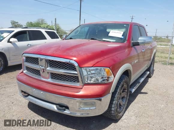 2010 Dodge 1500 SLT z VIN 1D7RV1CT9AS161754, wystawiony jako IAAI lot #41814920 z przebiegiem 160 682 mil mil oraz . Historia ofert i sprzedaży dostępna na DreamBid. Obrazek 6.