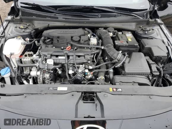 2025 Hyundai Elantra N Line z VIN KMHLR4DF1SU916637, wystawiony jako Copart lot #69233515 z przebiegiem 21 702 mil mil oraz Czysty tytuł • Clean title. Historia ofert i sprzedaży dostępna na DreamBid. Obrazek 11.