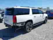 2019 Chevrolet Suburban Premier с VIN 1GNSKJKJ6KR270855, выставлен на аукционе IAAI как лот 42345361 с пробегом 71 705 миль миль и . История ставок и продаж доступна на DreamBid. Изображение 4.