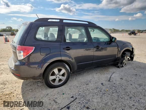 2011 Subaru Forester X with VIN JF2SHBBC6BH711437, listed as a Copart auction lot 83855045 with 118,326 mi miles and Non repairable. Bid and sale history available at DreamBid. Image 3.
