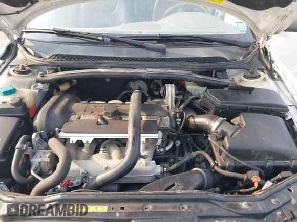 2005 Volvo XC70 with VIN YV1SZ592251203418, listed as a IAAI auction lot 42851889 with 92,102 mi miles and . Bid and sale history available at DreamBid. Image 10.