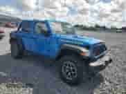 2024 Jeep Wrangler Rubicon z VIN 1C4PJXFG3RW261822, wystawiony jako Copart lot #90542895 z przebiegiem Nie podano mil oraz Nie do naprawy • Non repairable. Historia ofert i sprzedaży dostępna na DreamBid. Obrazek 4.
