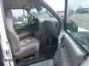 2004 Chevrolet Astro Cargo с VIN 1GCDM19X74B109660, выставлен на аукционе IAAI как лот 41616125 с пробегом 228 646 миль миль и . История ставок и продаж доступна на DreamBid. Изображение 5.