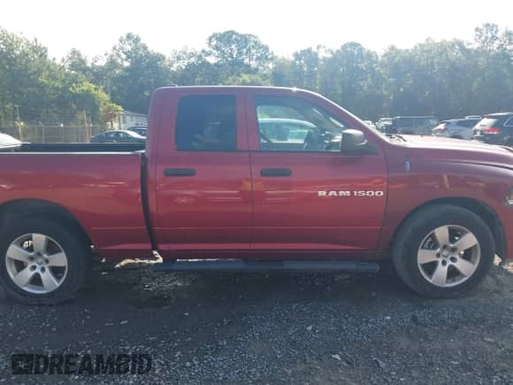 2012 Ram 1500 Express с VIN 1C6RD6FT4CS216305, выставлен на аукционе IAAI как лот 42681674 с пробегом 166 731 миль миль и . История ставок и продаж доступна на DreamBid. Изображение 14.