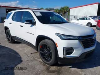 2023 Chevrolet Traverse Premier z VIN 1GNERKKW5PJ192598, wystawiony jako IAAI lot #43458665 z przebiegiem 19 138 mil mil oraz . Historia ofert i sprzedaży dostępna na DreamBid. Obrazek 1.