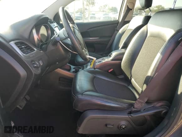 2017 Dodge Journey Crossroad Plus z VIN 3C4PDDGG2HT567483, wystawiony jako Copart lot #80541955 z przebiegiem 112 011 mil mil oraz Szkoda całkowita • Salvage title. Historia ofert i sprzedaży dostępna na DreamBid. Obrazek 7.