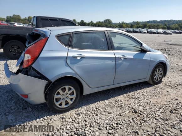 2013 Hyundai Accent GS с VIN KMHCT5AE8DU099298, выставлен на аукционе Copart как лот 81075705 с пробегом 124 687 миль миль и Списание • Salvage title. История ставок и продаж доступна на DreamBid. Изображение 3.