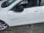 2018 Chevrolet Malibu LS z VIN 1G1ZB5ST7JF277595, wystawiony jako IAAI lot #43289380 z przebiegiem 62 729 mil mil oraz . Historia ofert i sprzedaży dostępna na DreamBid. Obrazek 16.