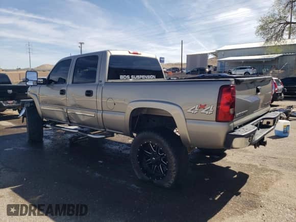 2003 Chevrolet Silverado 1500HD LS with VIN 1GCGK13U03F114482, listed as a Copart auction lot 53862905 with 80,530 mi miles and Salvage title. Bid and sale history available at DreamBid. Image 2.