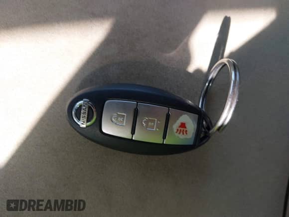 2013 Nissan Pathfinder Platinum with VIN 5N1AR2MN9DC644334, listed as a IAAI auction lot 41731813 with 220,742 mi miles and . Bid and sale history available at DreamBid. Image 11.