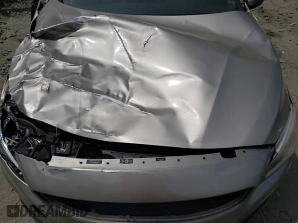 2015 Volvo S60 T6 Drive-E with VIN YV149MFK0F1351673, listed as a Copart auction lot 54271335 with 127,098 mi miles and Salvage title. Bid and sale history available at DreamBid. Image 11.