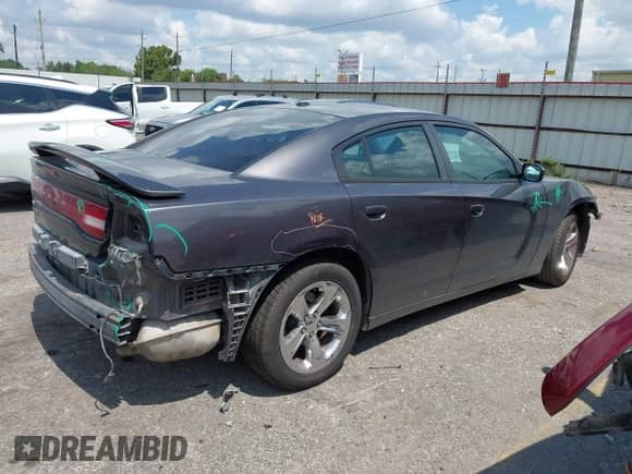 2014 Dodge Charger SE с VIN 2C3CDXBG1EH146855, выставлен на аукционе IAAI как лот 43176179 с пробегом 182 949 миль миль и . История ставок и продаж доступна на DreamBid. Изображение 4.