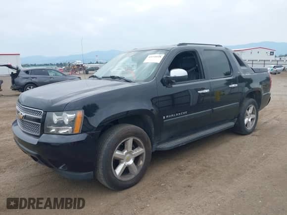 2008 Chevrolet Avalanche LTZ z VIN 3GNFK12318G102441, wystawiony jako IAAI lot #43116648 z przebiegiem 236 751 mil mil oraz . Historia ofert i sprzedaży dostępna na DreamBid. Obrazek 2.